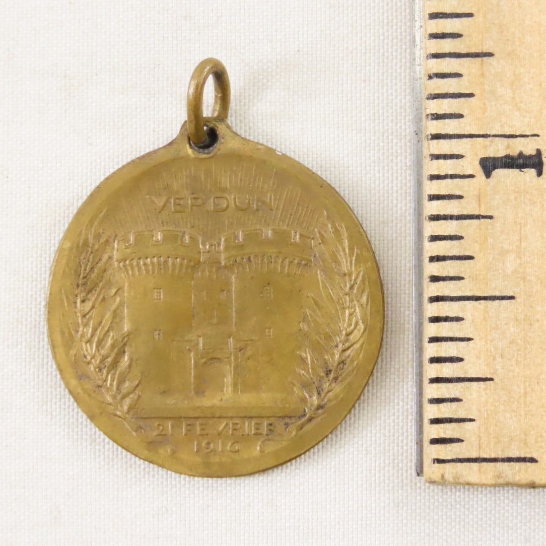WWI French Verdun Defense medal & Army Badge - 7