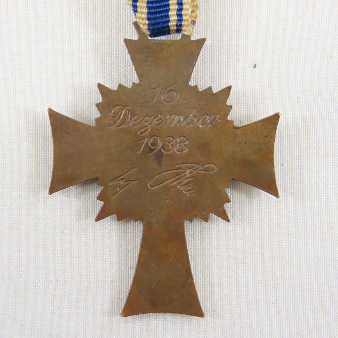 WWII German Mothers Crosses Bronze, Silver & Gold - 5