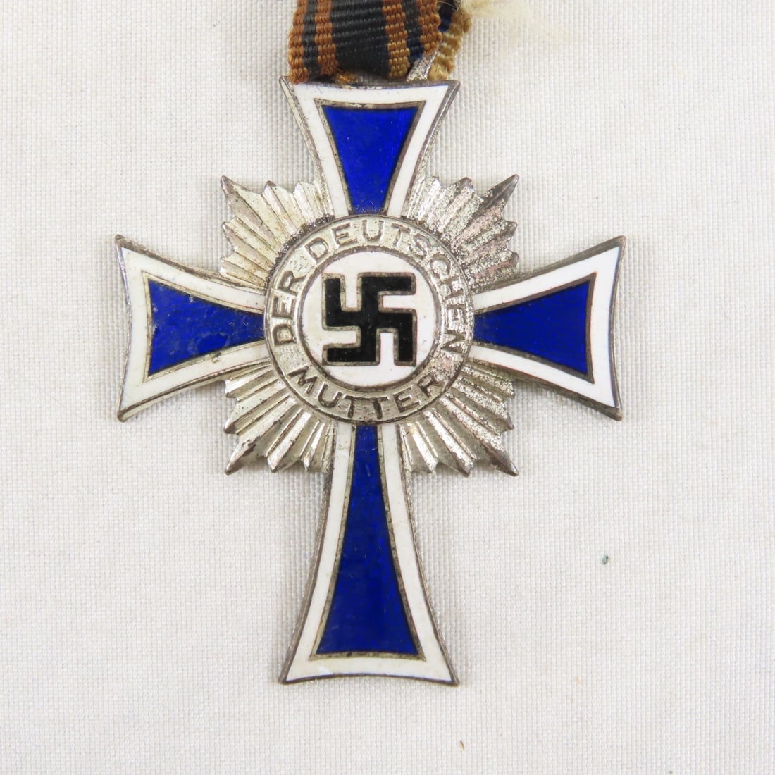 WWII German Mothers Crosses Bronze, Silver & Gold - 7