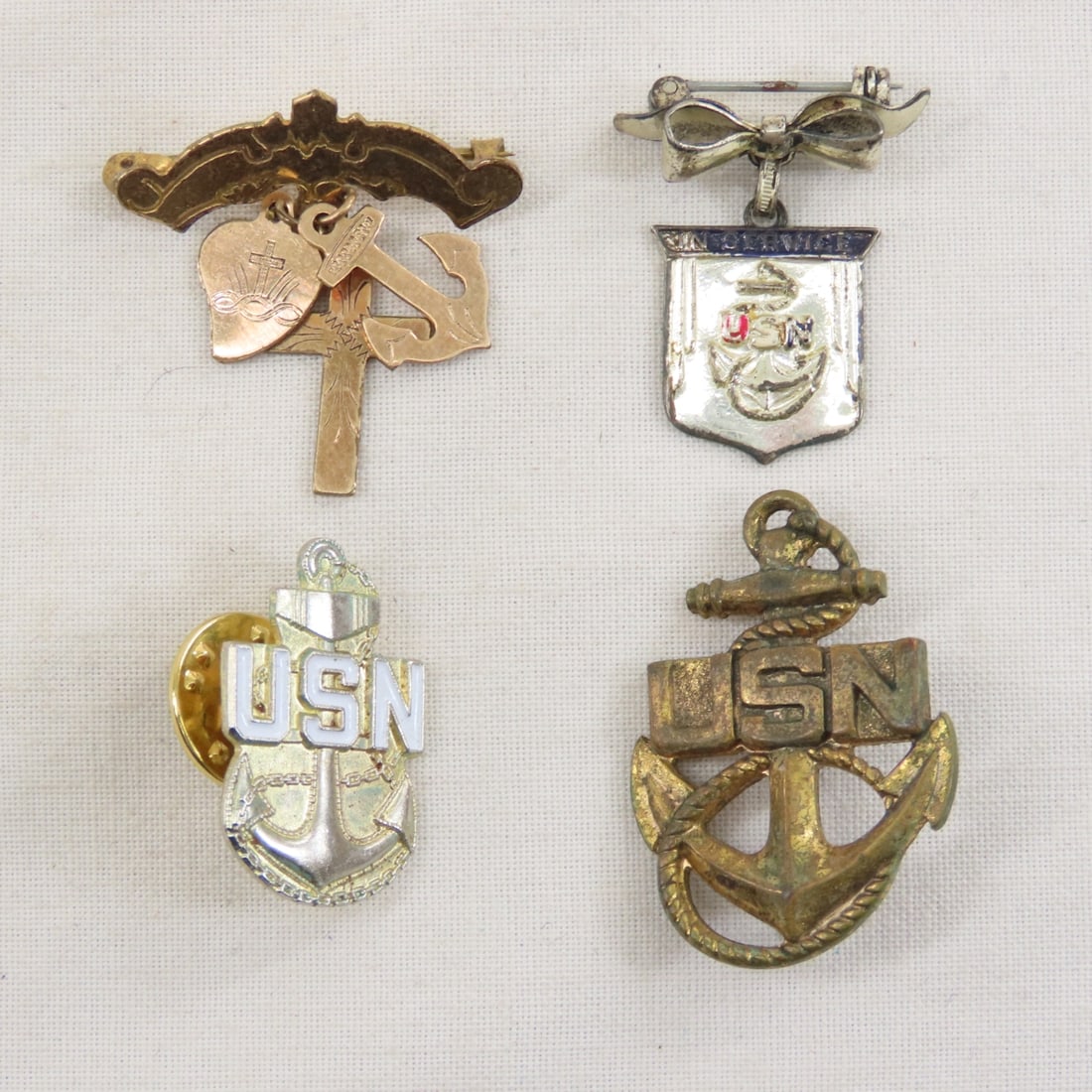 US Navy Sweetheart Pins & Jewelry - 11