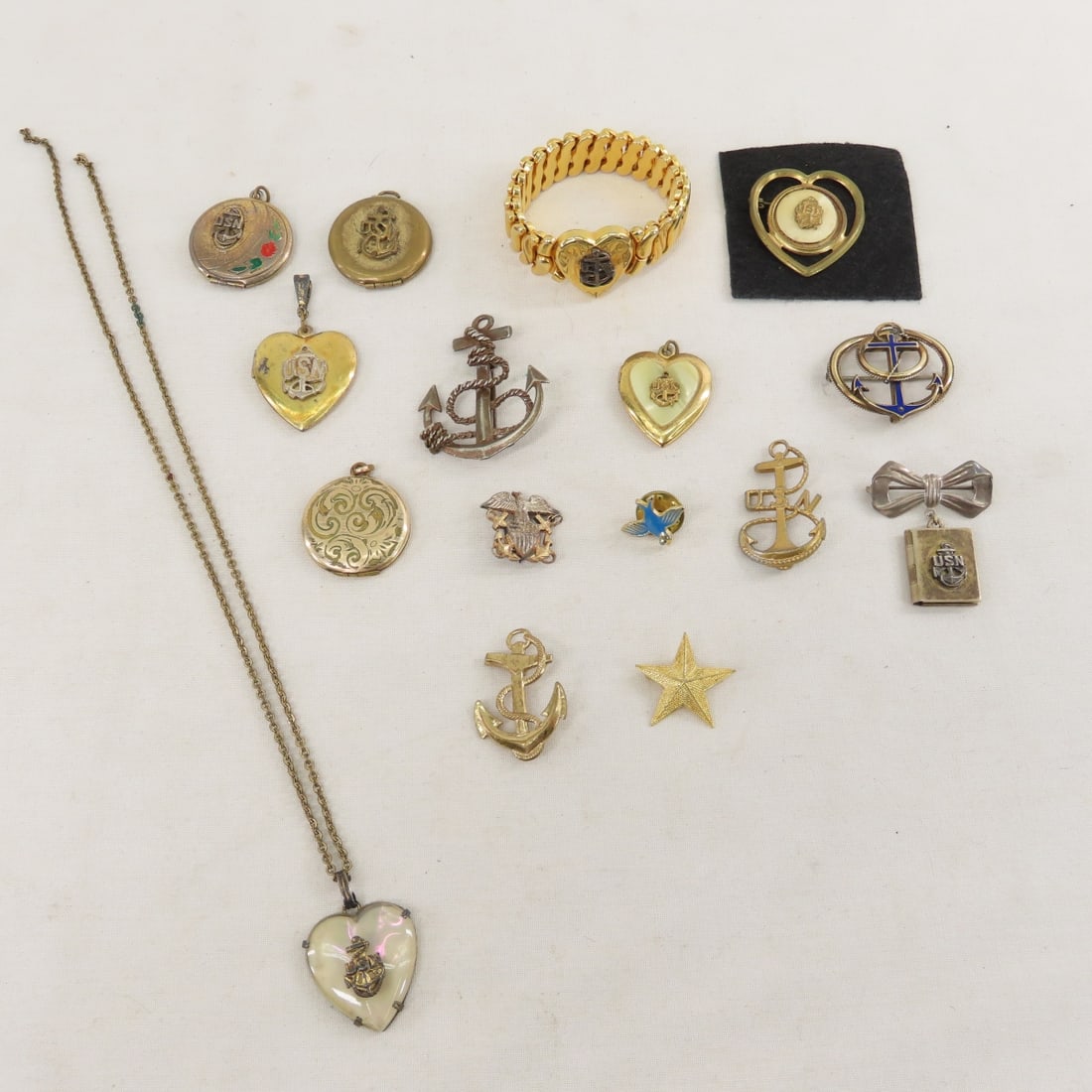 US Navy Sweetheart Lockets, Pins & Jewelry (1 of 15)