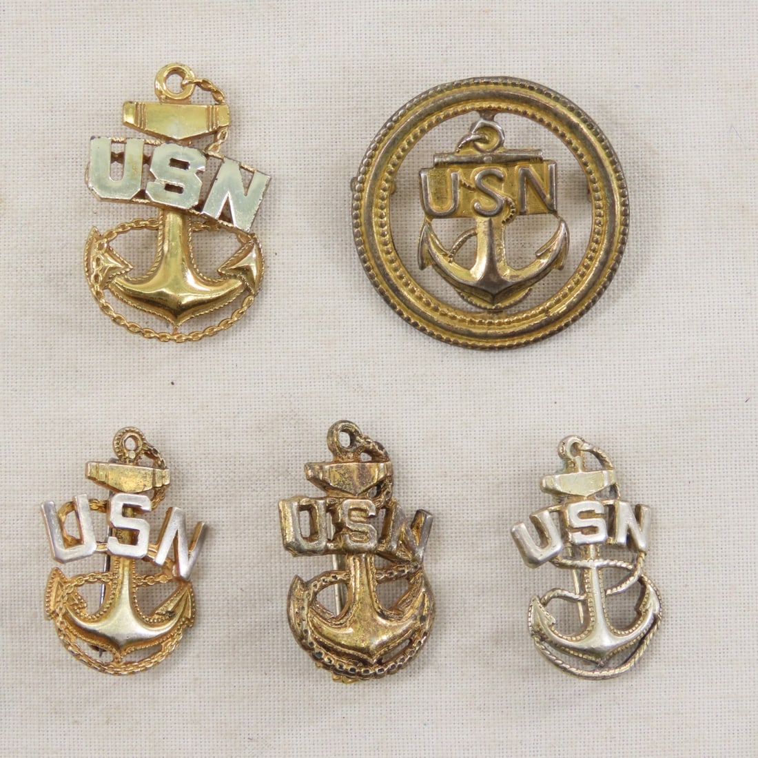 US Navy Sterling Silver Cap Badges & Pins- 3 OZ - 13