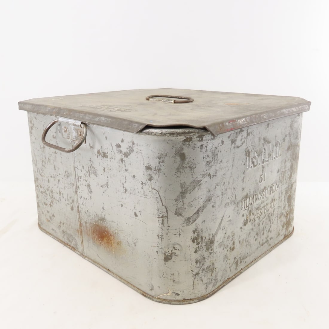 U.S.Q.M.C 51 Bread Storage Tin - 4