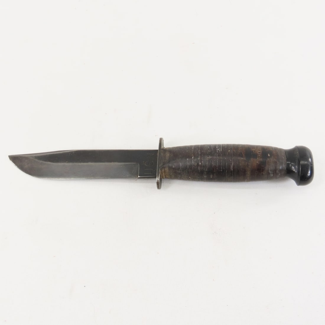 USN Mark I Camillus NY Knife with Leather Sheath - 6