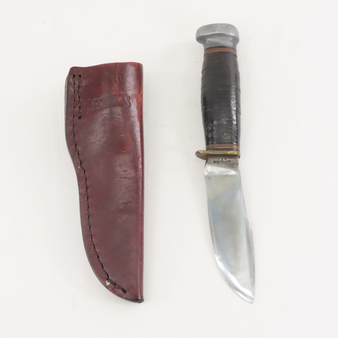 2 Vintage Marbles Fixed Blade Knives - 2