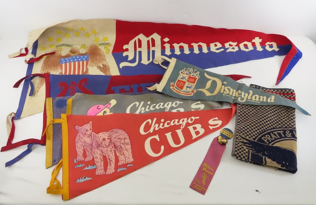 Vintage Felt Pennants- US 2nd Art. Field Band: Vintage Felt Pennants- US 2nd Art. Field Band - large state of Minnesota souvenir, Disneyland, 2 Chicago Cubs, Notre Dame pennant with ribbon and pin, golf towel. LOT SIZE: 16x12x4", 1 lb All