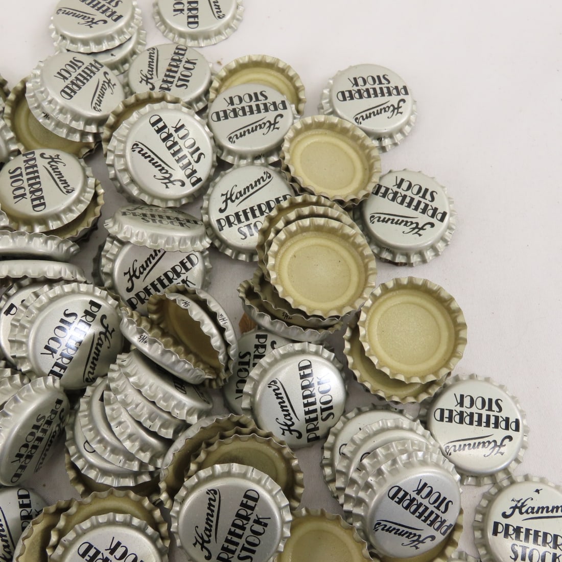 1970’s Hamm’s Preferred Stock Beer bottle caps NOS - 4