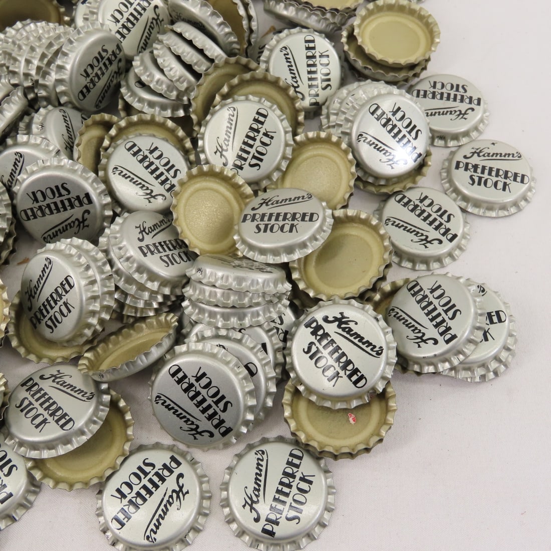 1970’s Hamm’s Preferred Stock Beer bottle caps NOS - 7