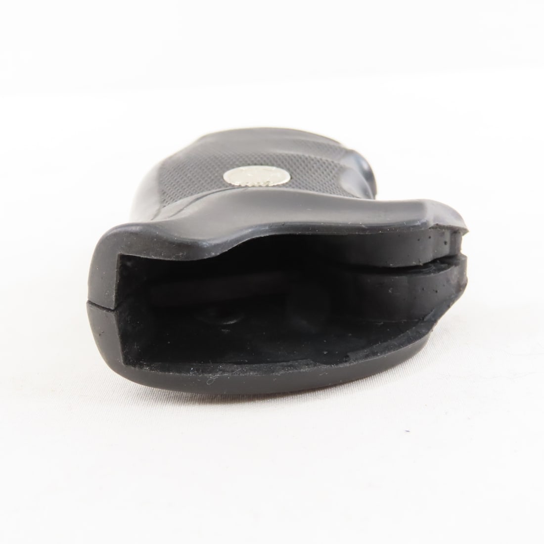 1980’s 2-piece grips for Colt Mark V frame handgun - 4