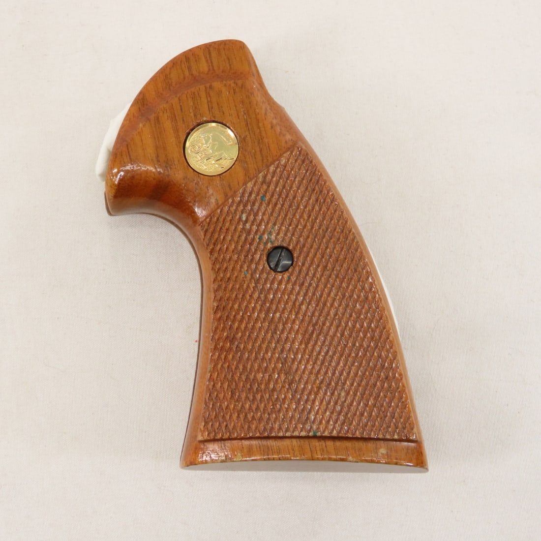 1986 2-piece Cold Python wood grips - 2
