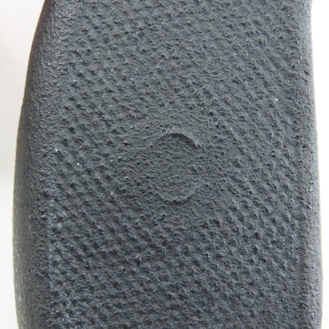 2 Warsaw-Pact Makarov take-off grips - 14
