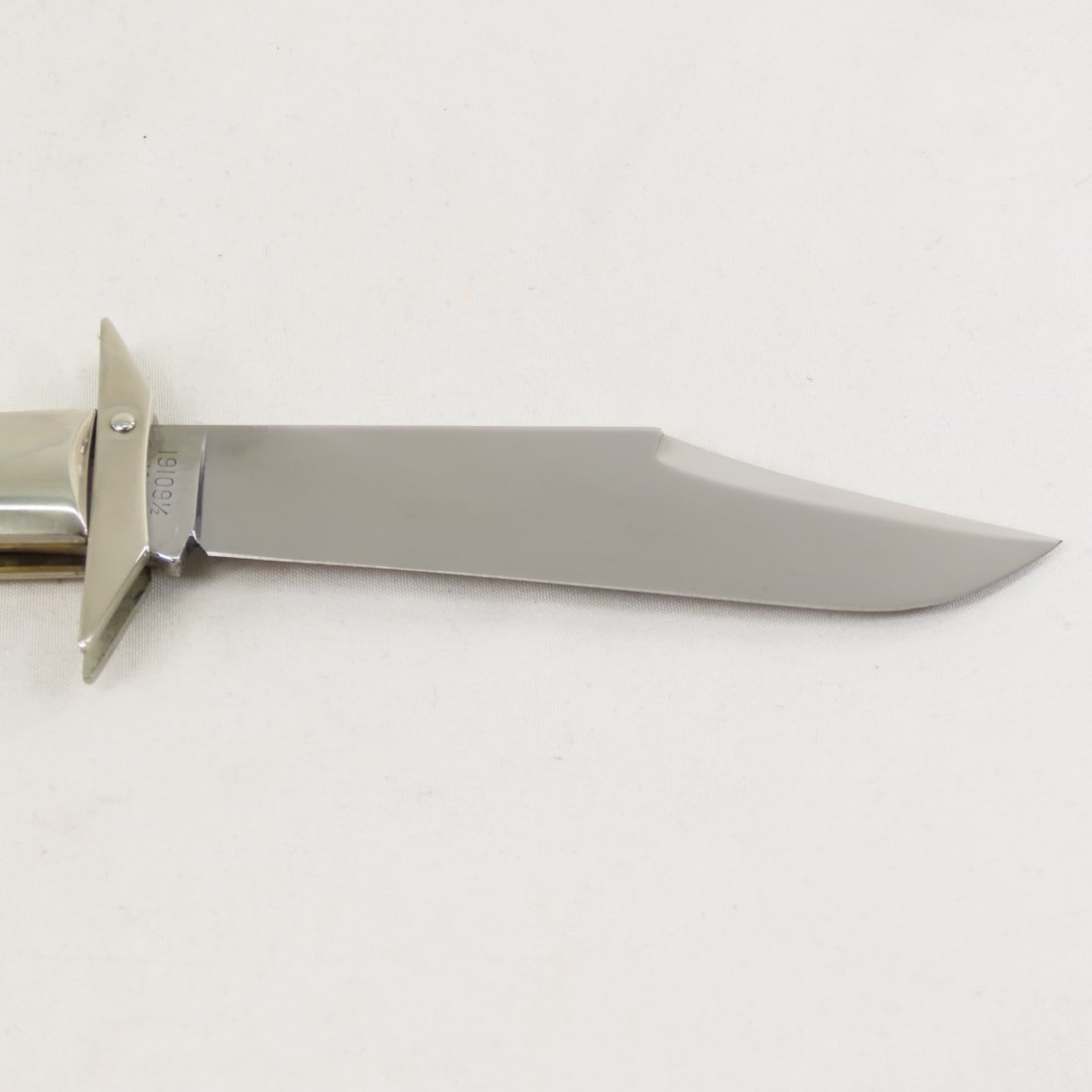 Winchester Burnt Orange Bone Handle Jigging Knife - 7