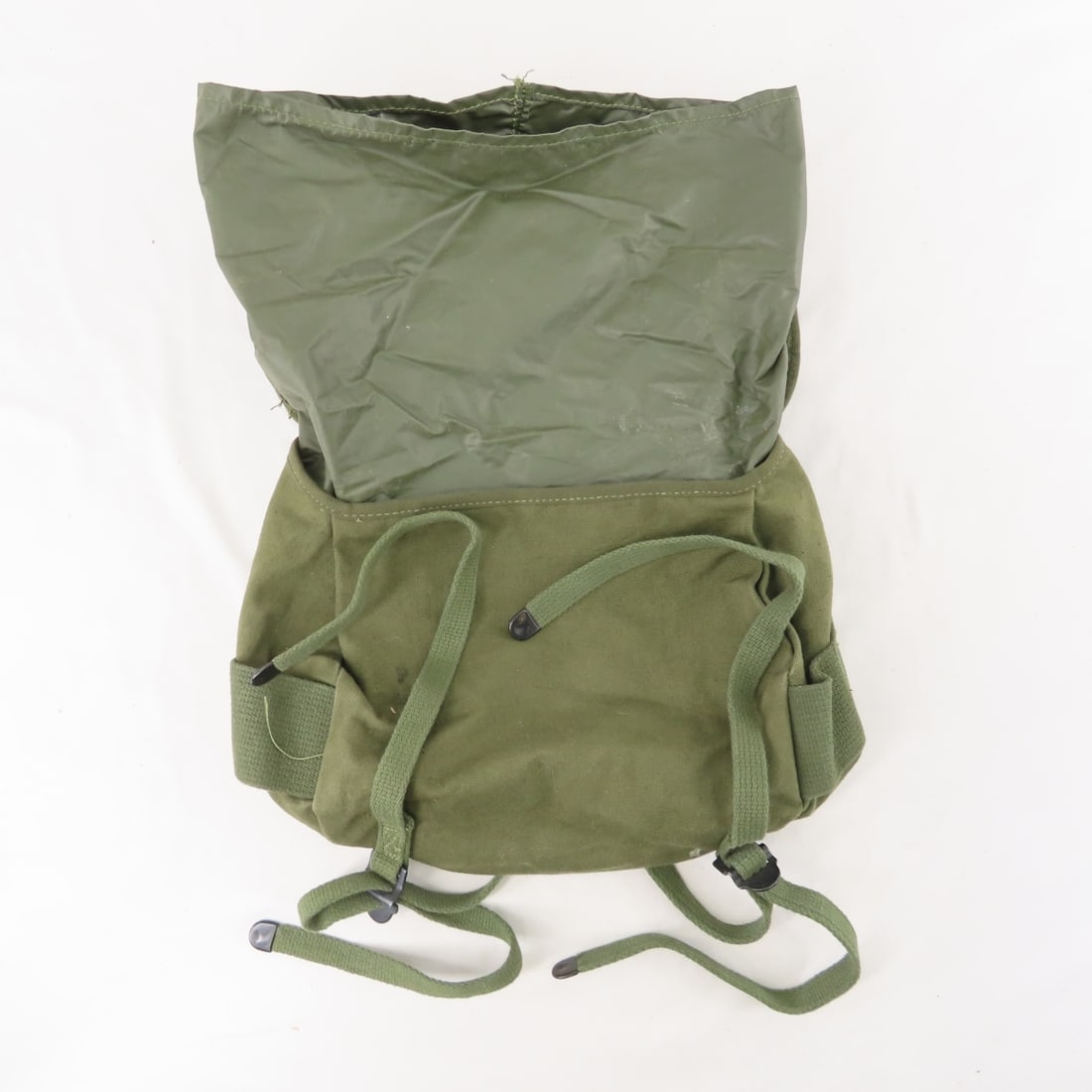 2 Cold-War era canvas rucksacks - 11
