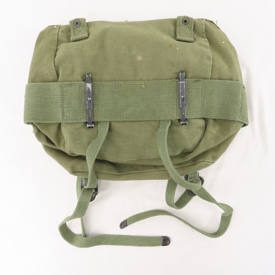 2 Cold-War era canvas rucksacks - 3