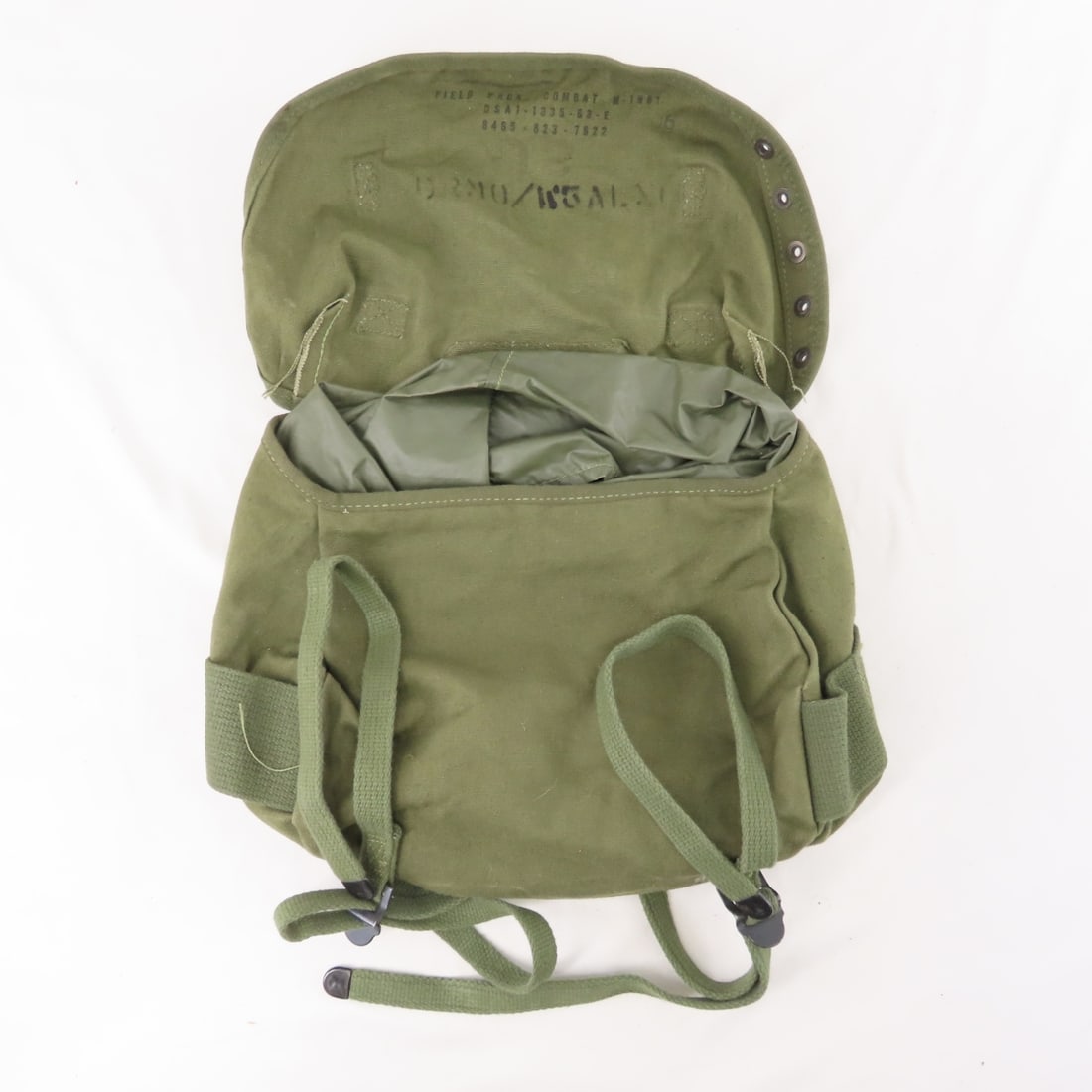 2 Cold-War era canvas rucksacks - 9