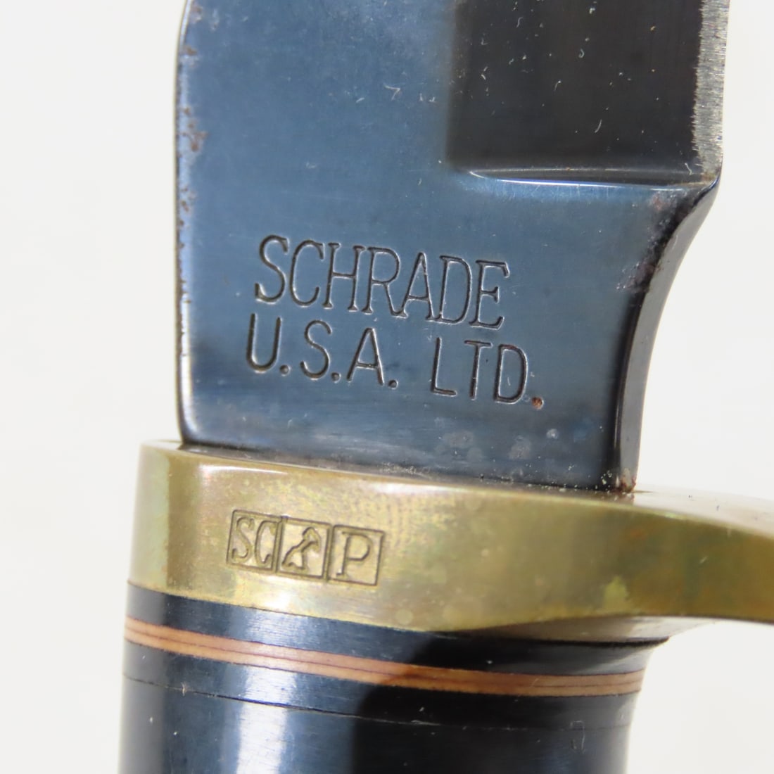 Schrade Duck's Unlimited Knife with sheath & stone - 10