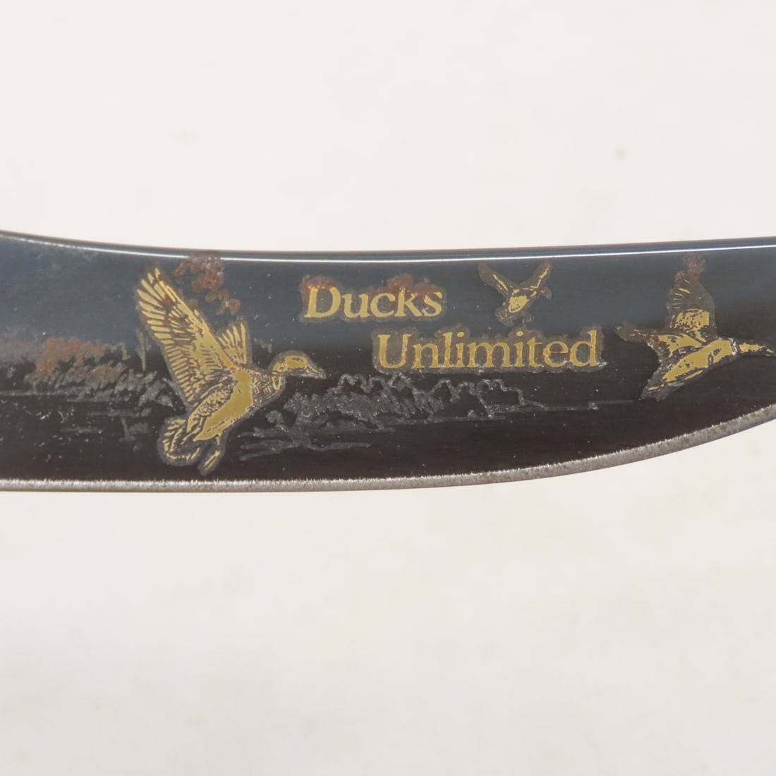Schrade Duck's Unlimited Knife with sheath & stone - 12