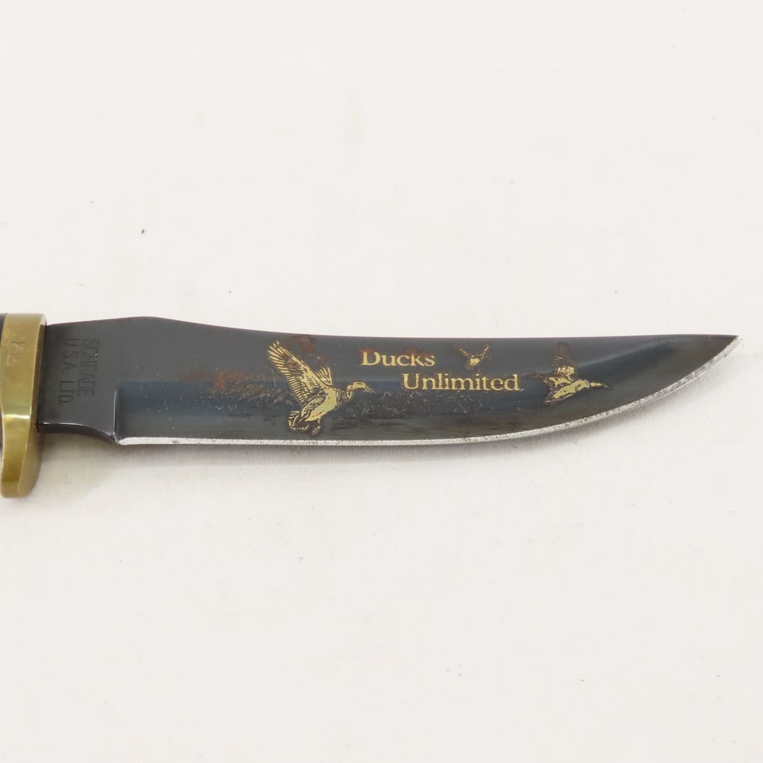 Schrade Duck's Unlimited Knife with sheath & stone - 5