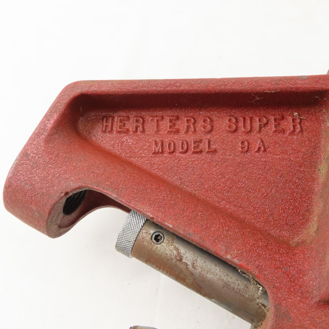 Herter's model 9A reloading press - 11