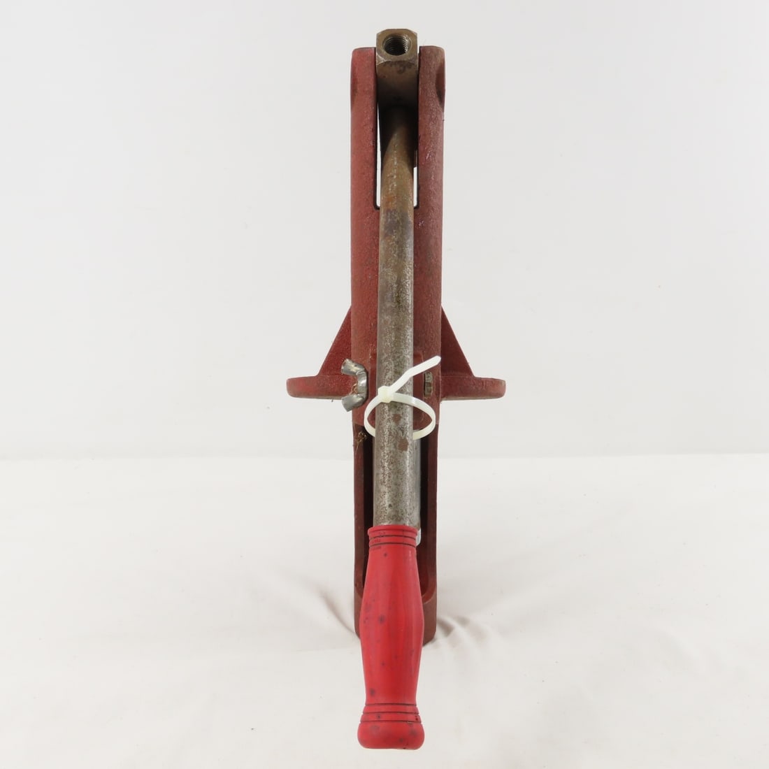 Herter's model 9A reloading press - 4