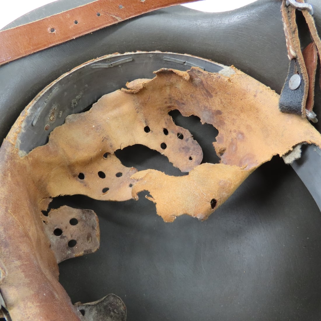 WWII German M40 Winter Camouflage Helmet - 14