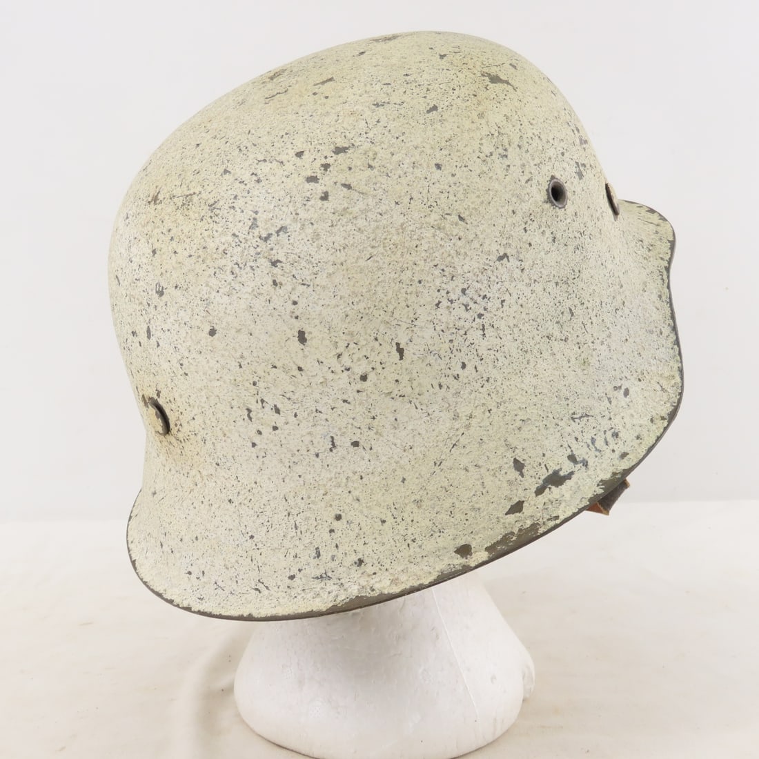 WWII German M40 Winter Camouflage Helmet - 5