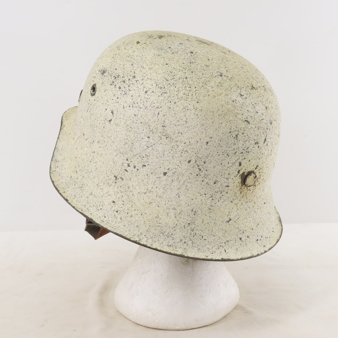 WWII German M40 Winter Camouflage Helmet - 7