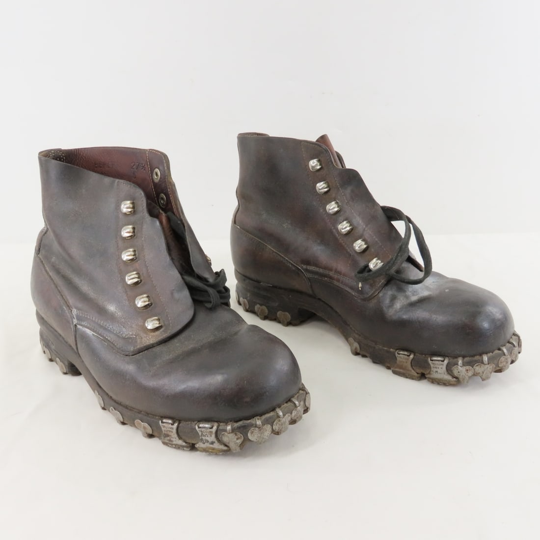Vintage Swiss Army Leather Mountain Boots 27-1/2 - 3