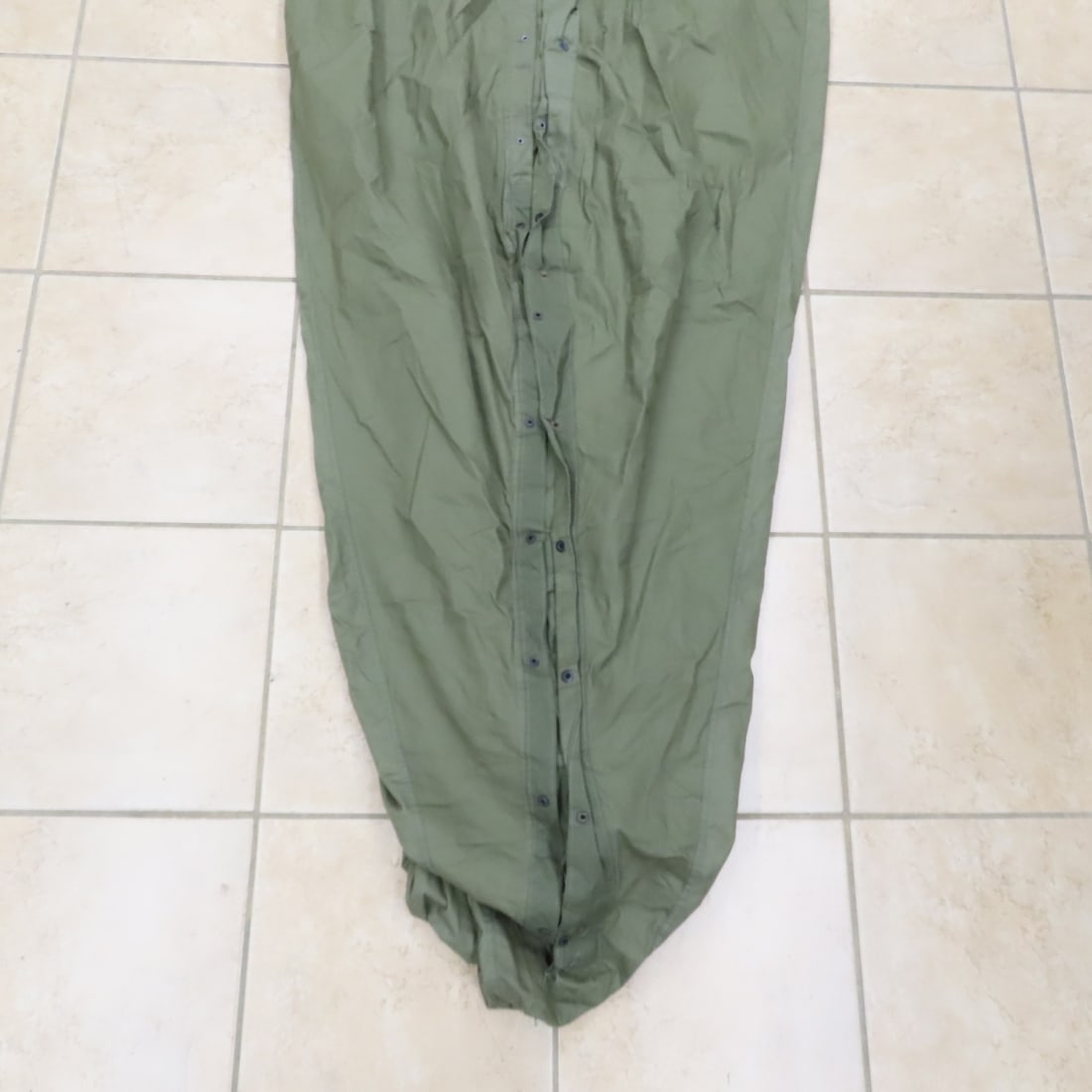 WWII US Army Bartmann Bixer 27 C-123 Sleeping Bag - 4