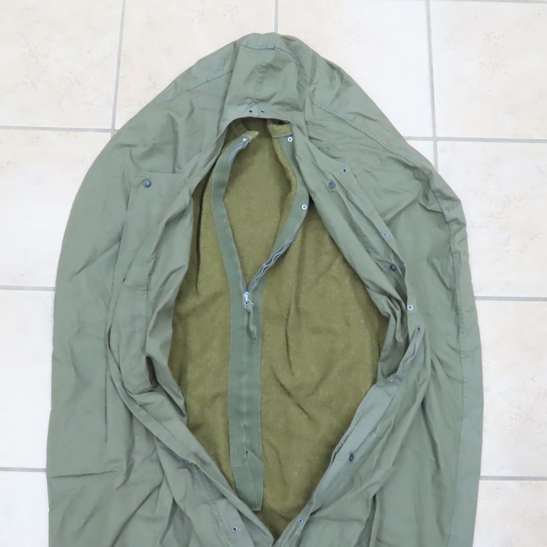 WWII US Army Bartmann Bixer 27 C-123 Sleeping Bag - 5