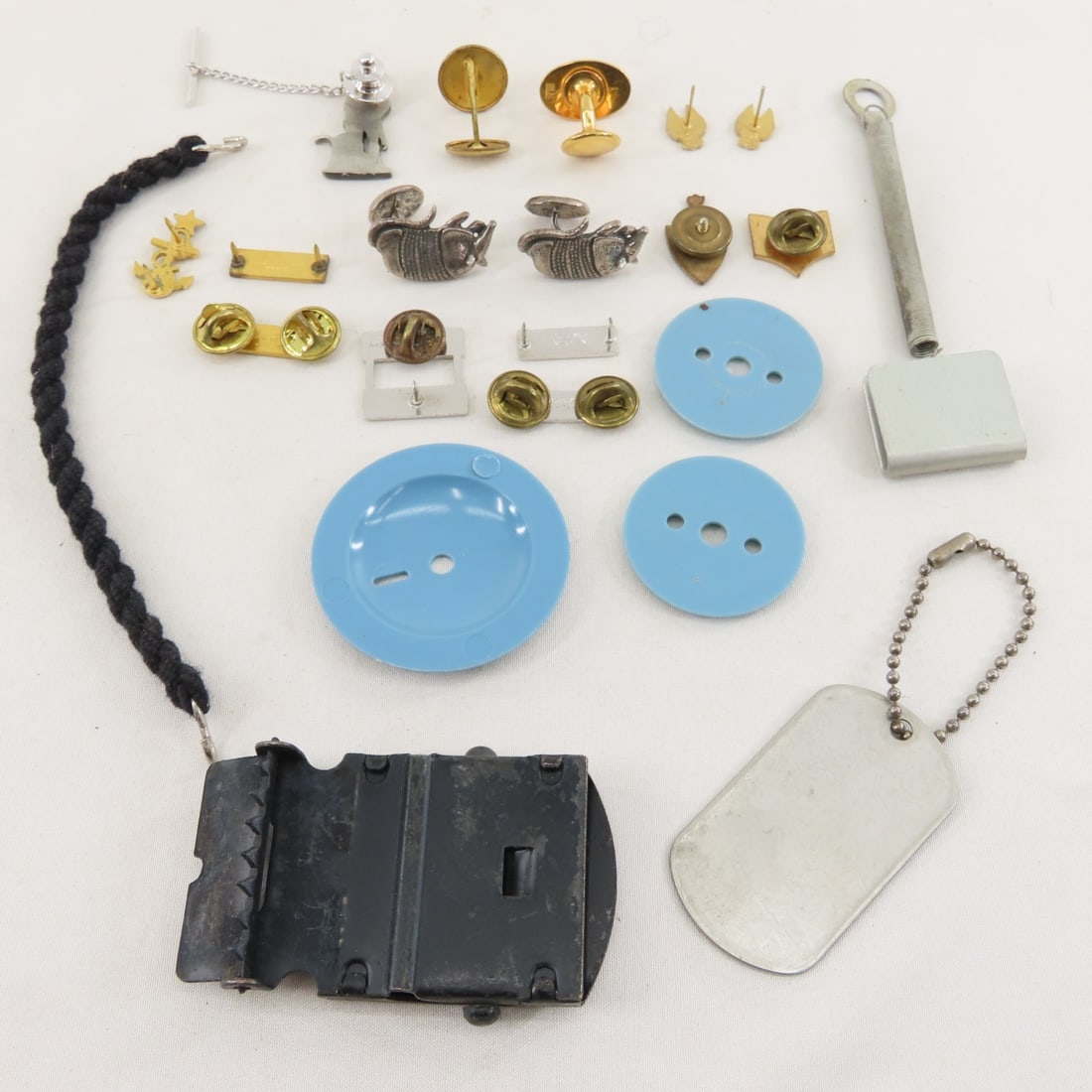 US Military Insignia, US Navy Buttons & More - 7