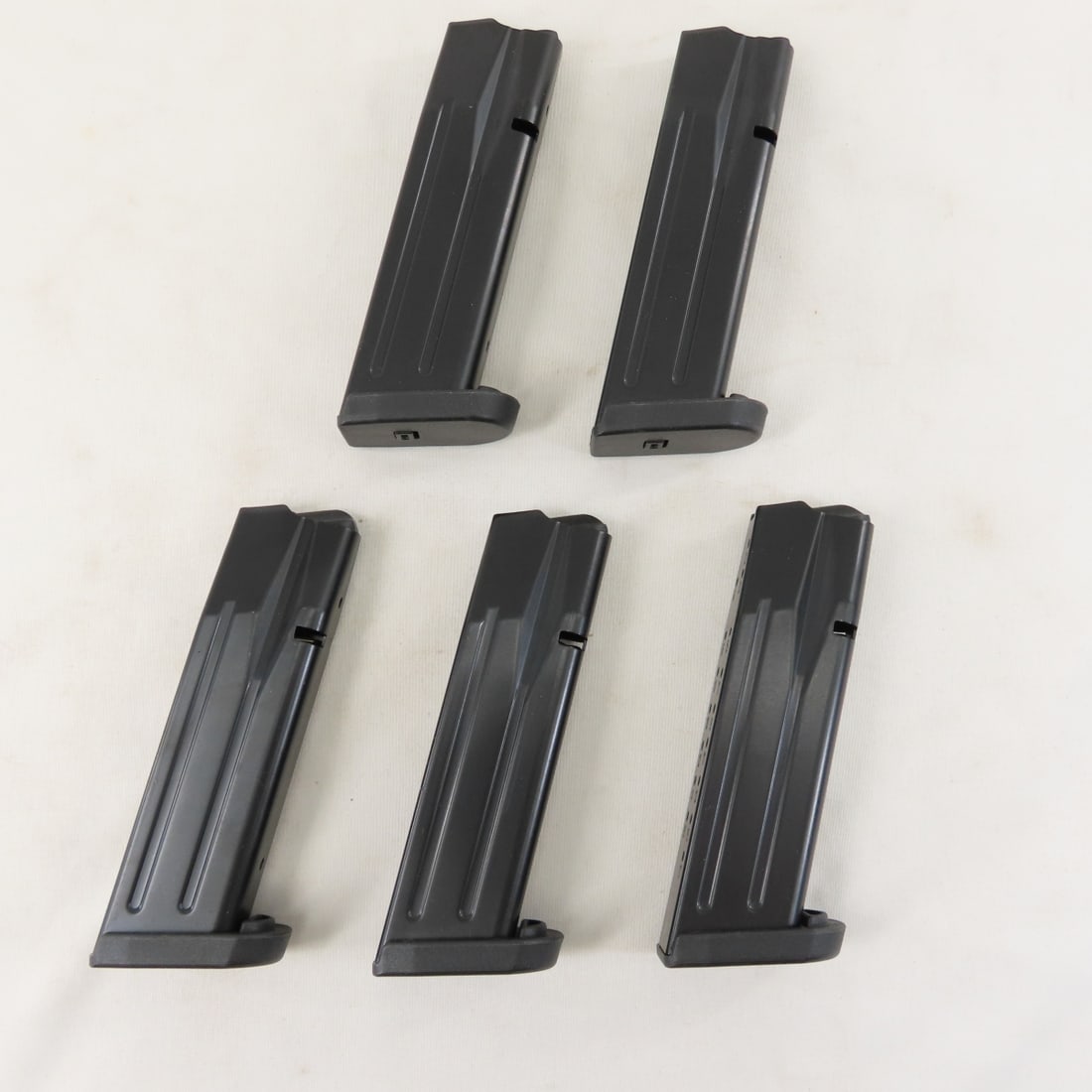 5 Sar SAR9 Magazines. 9mm. 17 rd. (1 of 7)