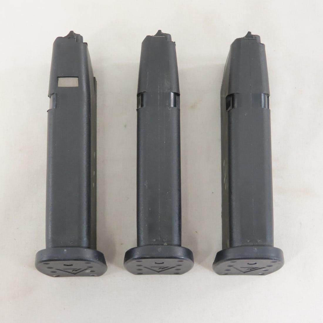 3 Glock 22 Magazines. .40 S&W. 15 rd. - 4