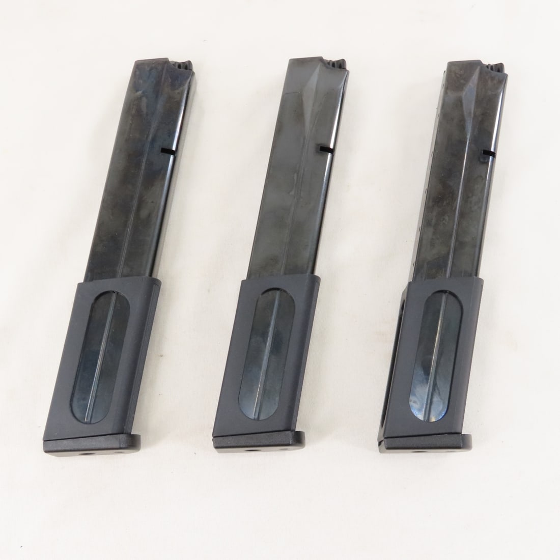 3 Beretta 92 Magazines. 9mm. 30 rds. (1 of 8)
