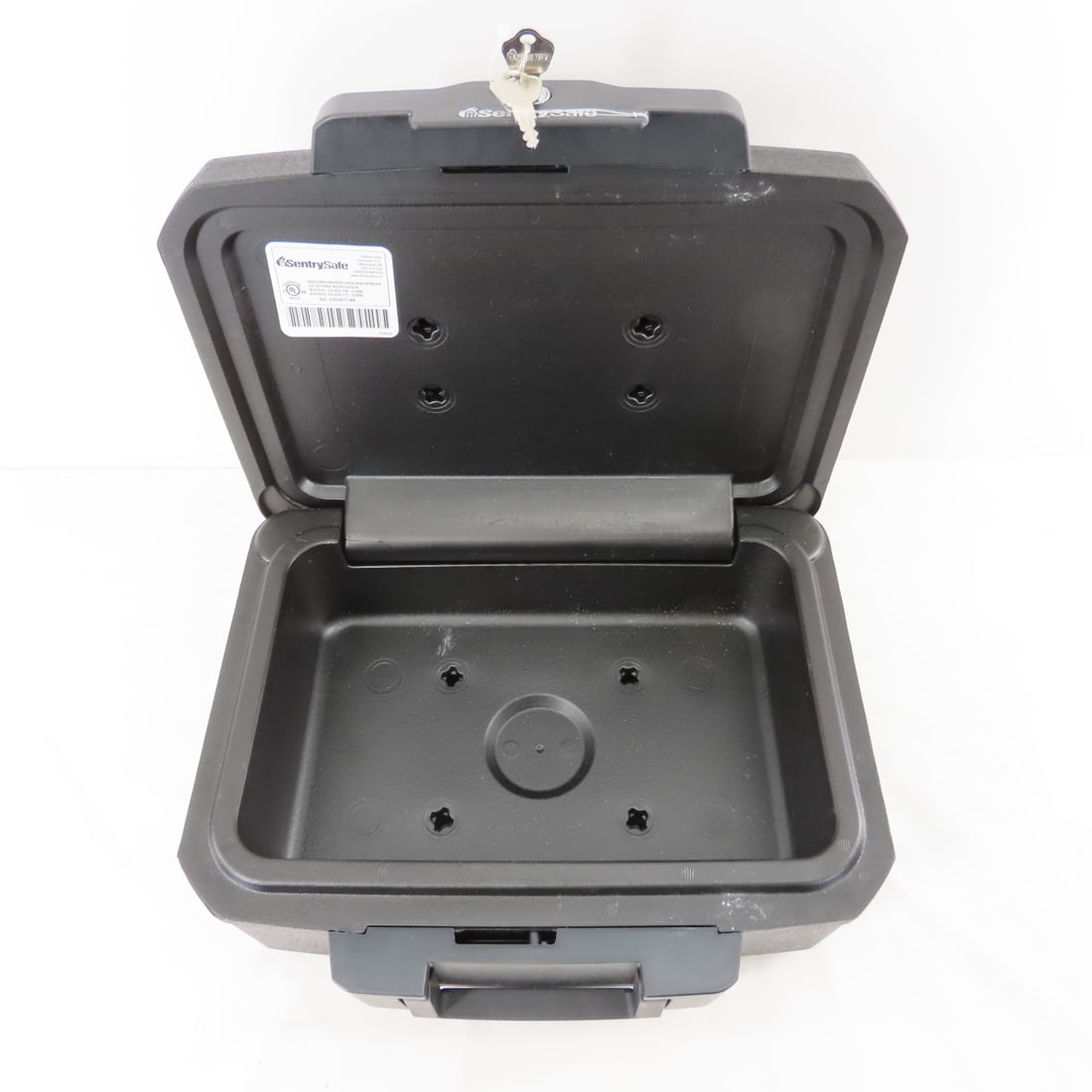 2 Portable Sentry Safes with Keys - 18