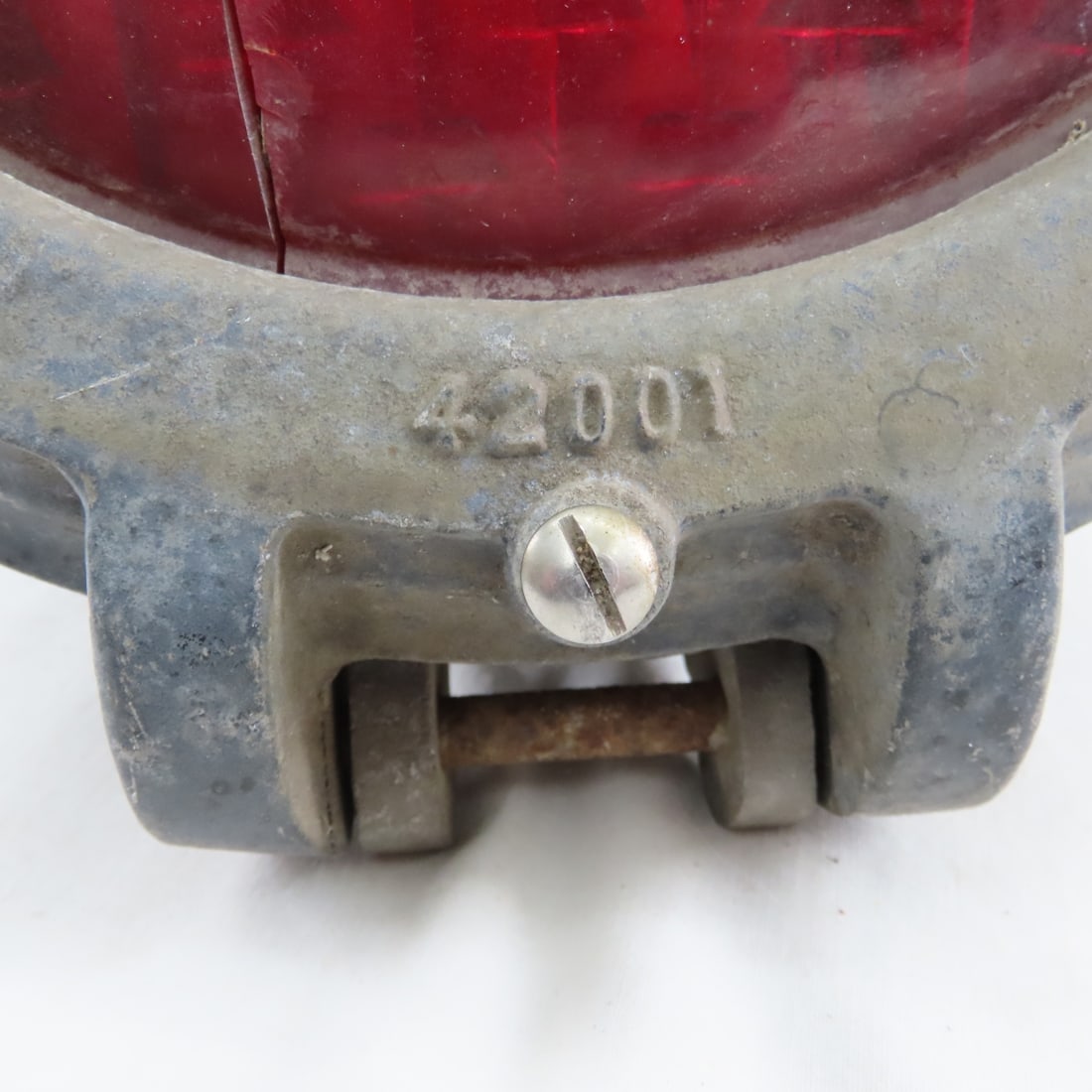 Railroad Train Signal Lamp- Cracked Lens - 14