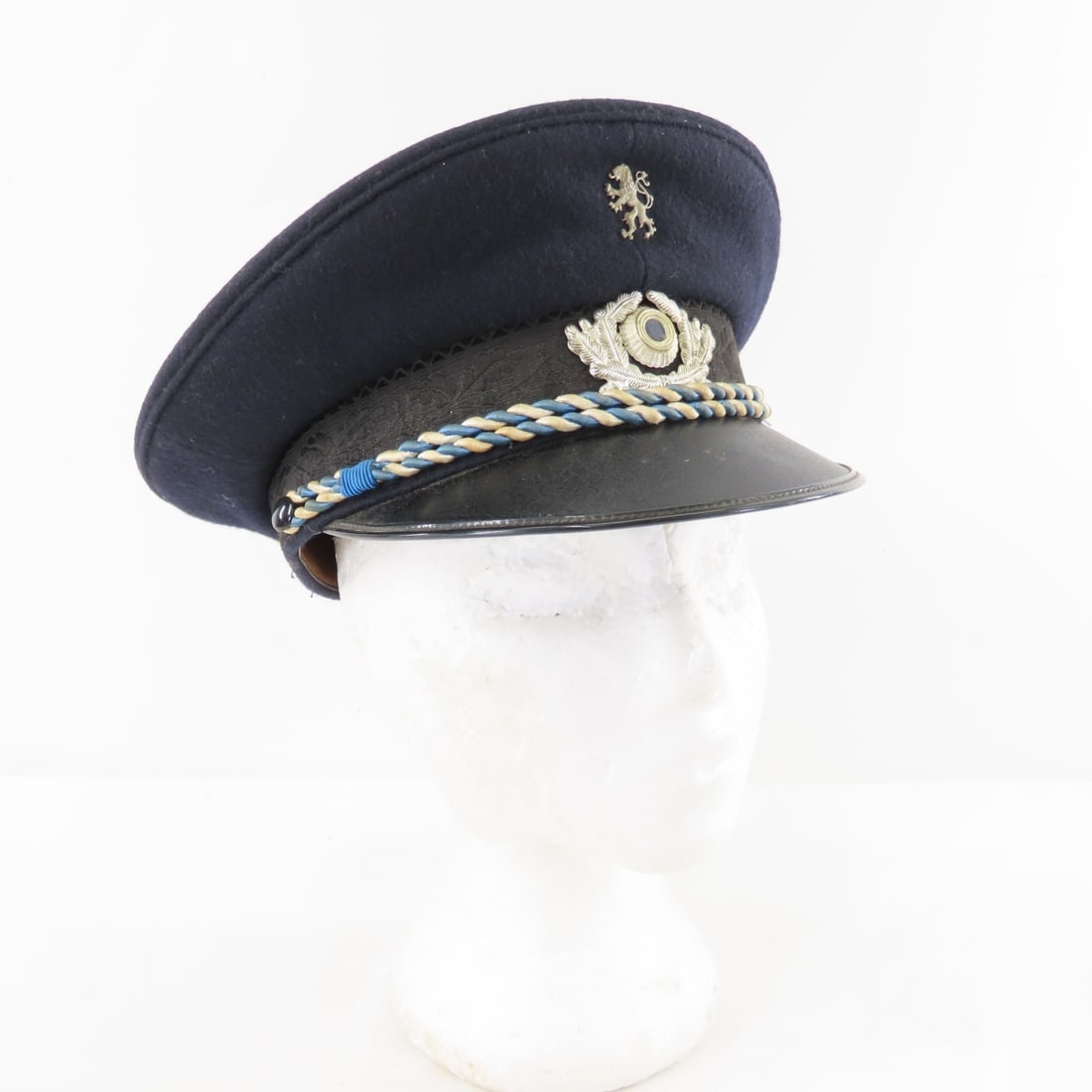 WWII Dutch/German Police Officers Hat: WWII Dutch/German Police Officers Hat - Lot Size 12x12x5" 2 LB All information and photos are intended to be as accurate as possible, but errors are possible. No item may be returned or refused based