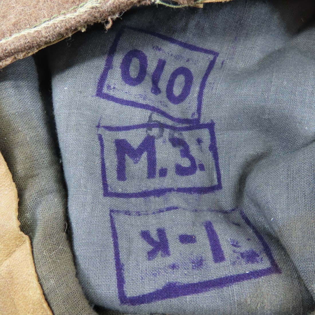 WWII Czech Military Cap with insignia - 12