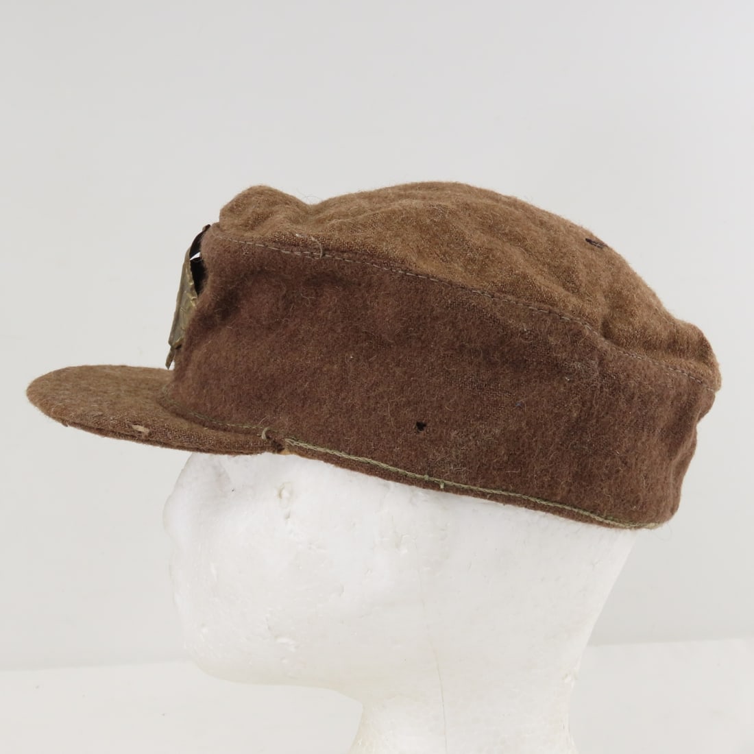 WWII Czech Military Cap with insignia - 4