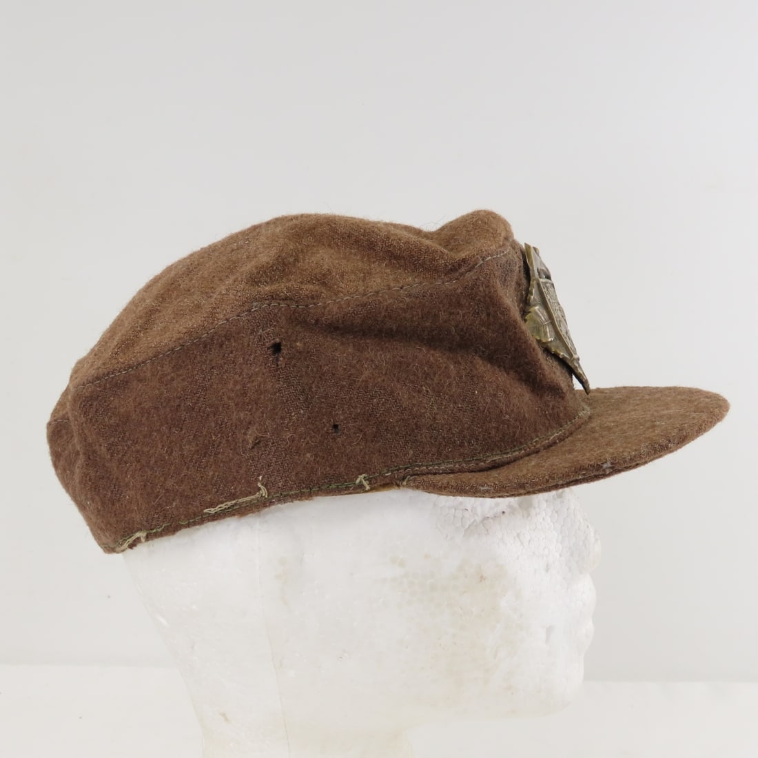 WWII Czech Military Cap with insignia - 8
