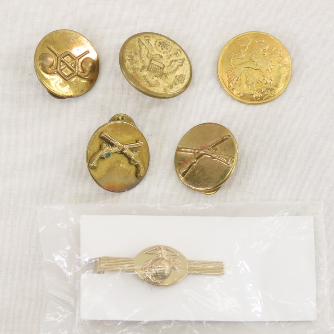 US Navy & Army Buttons, Patches and Insignia - 4