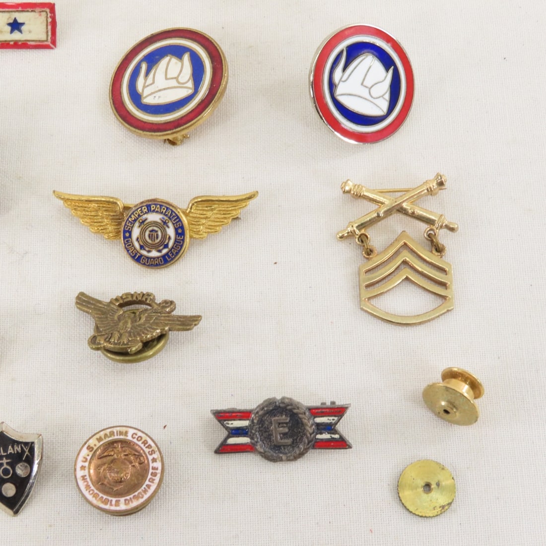 US Military Insignia, Observer & Sweetheart Pins - 12