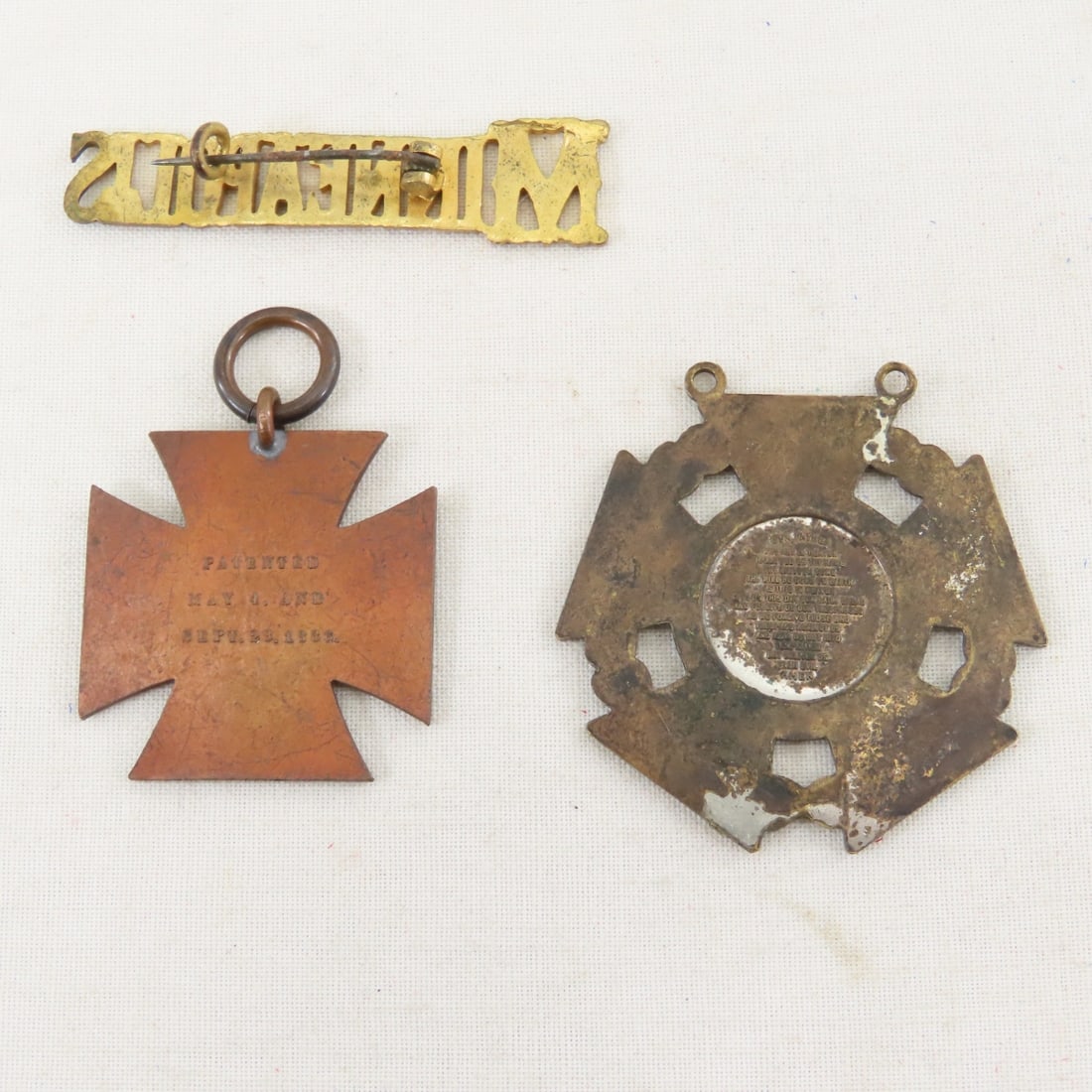GAR, Women's Relief & Souvenir Pins - 12