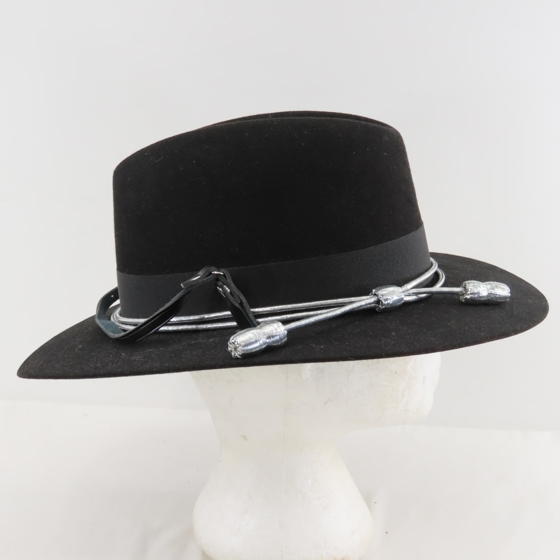 Vietnam Helicopter Pilot Jacket, Hat & Book - 13