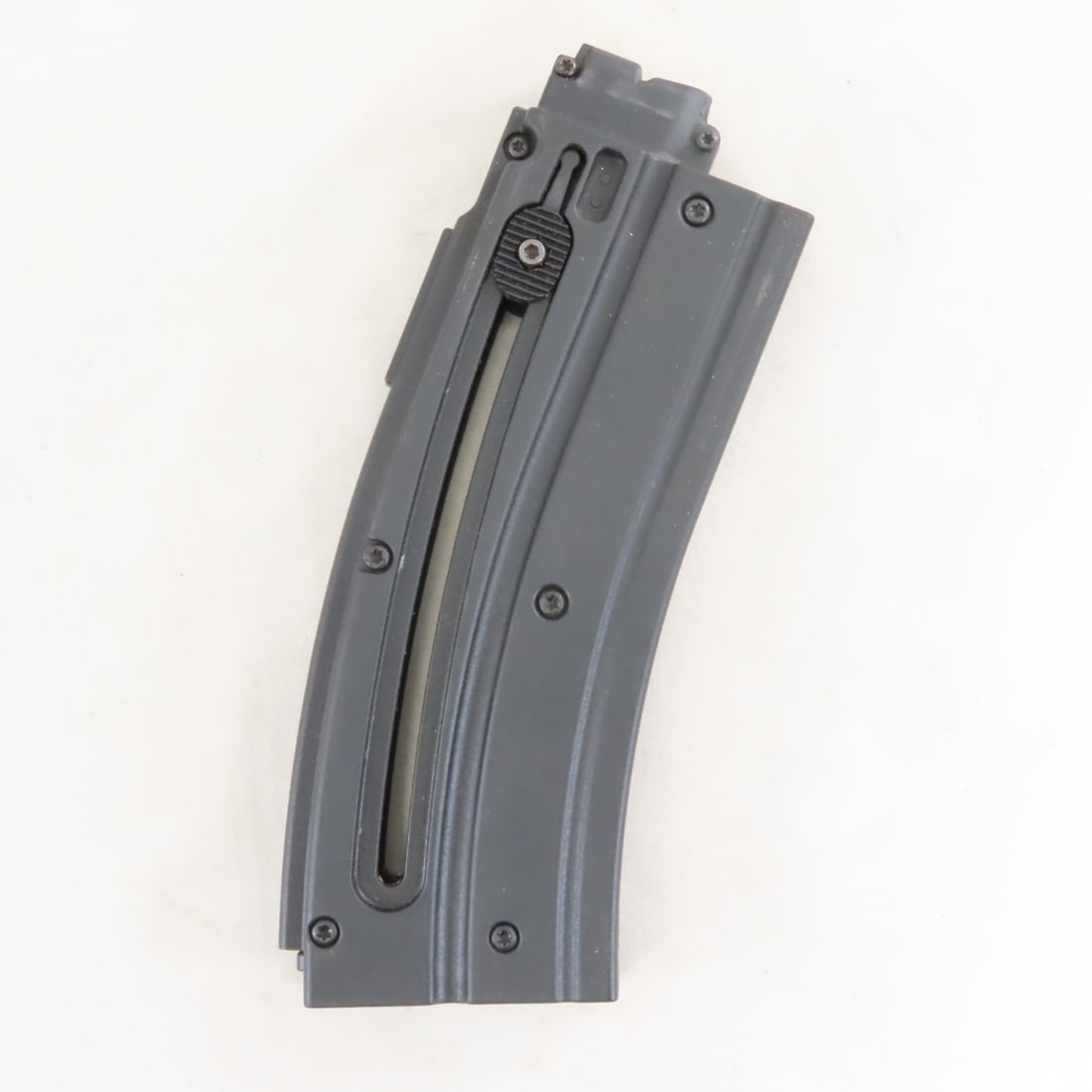 HK 416-22 .22LR 20 Round Magazine: HK 416-22 .22LR 20 Round Magazine - Made in Germany. .LOT SIZE: 8x3x2", 1 LB All information and photos are intended to be as accurate as possible, but errors are possible. No item may be returned or 