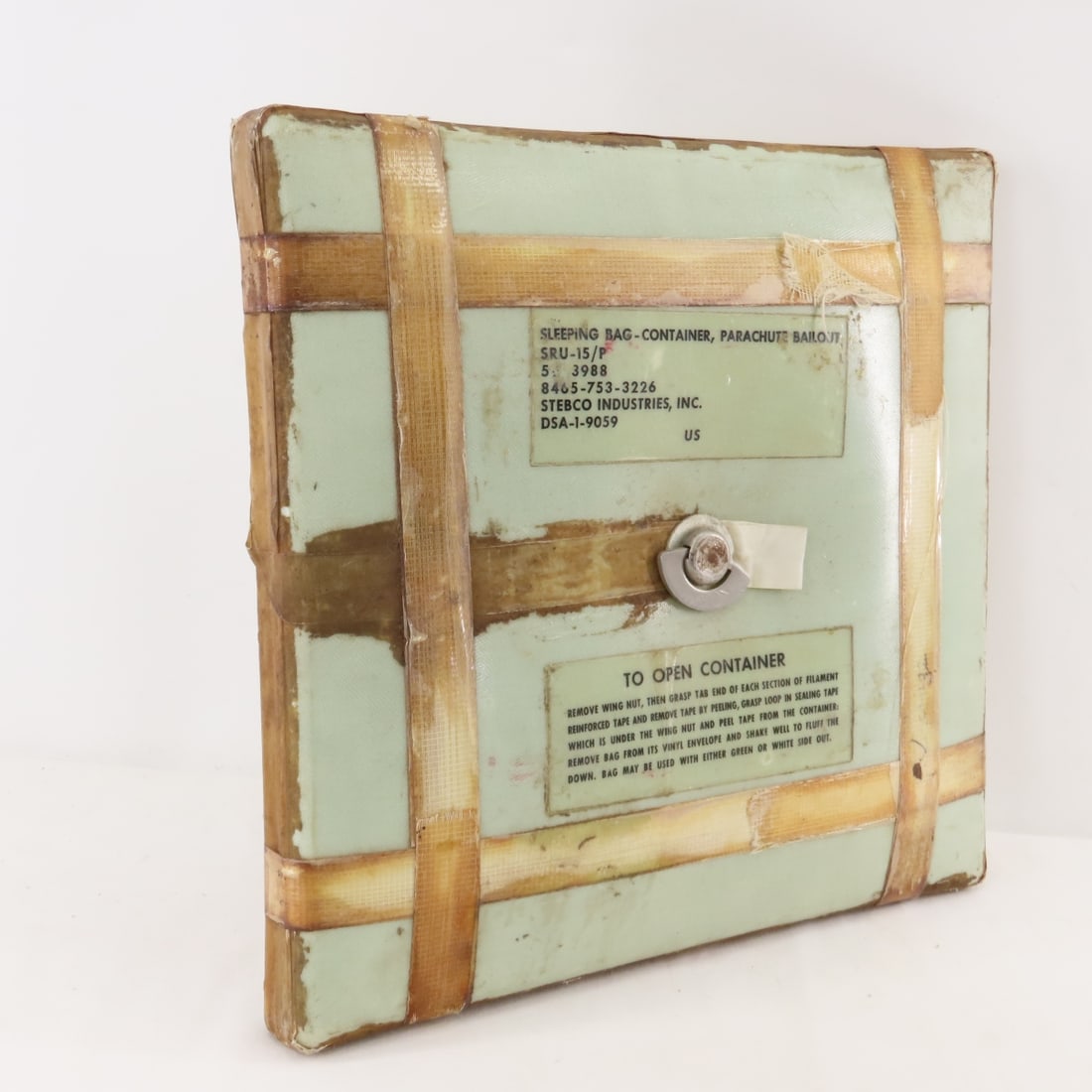 Vietnam Era Pilots Sleeping Bag Parachute Bailout (1 of 6)