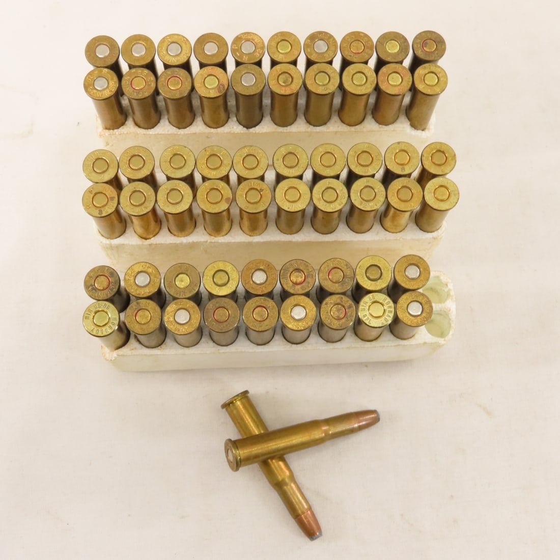 250+ Mixed Rifle & Handgun Ammunition, 32 Win - 8