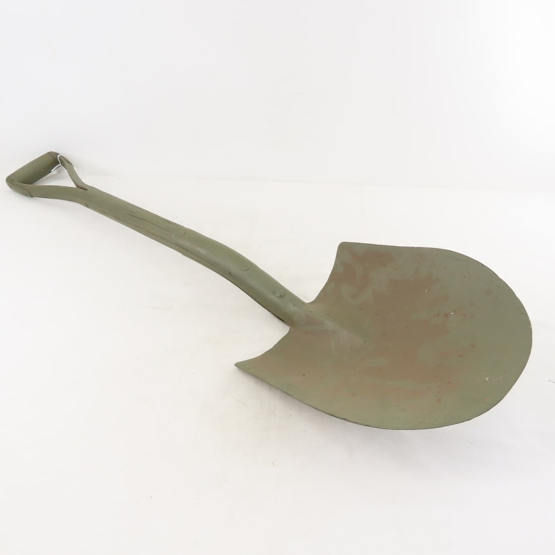 WWII COMET split-handle shovel: WWII COMET split-handle shovel - WWII or Civilian Conservation Corps. Painted overall OD green. Measures 37-inches tall. Possibly from the pioneer tool kit of a military vehicle. 37x10x6", 5 LBS. All
