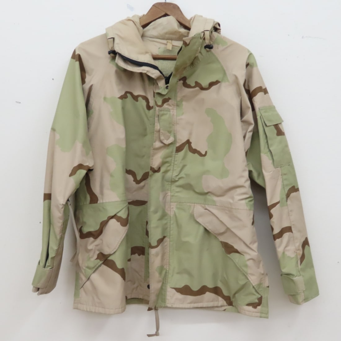 US Army Parkas, Cold Weather, Waterproof & Other - 17