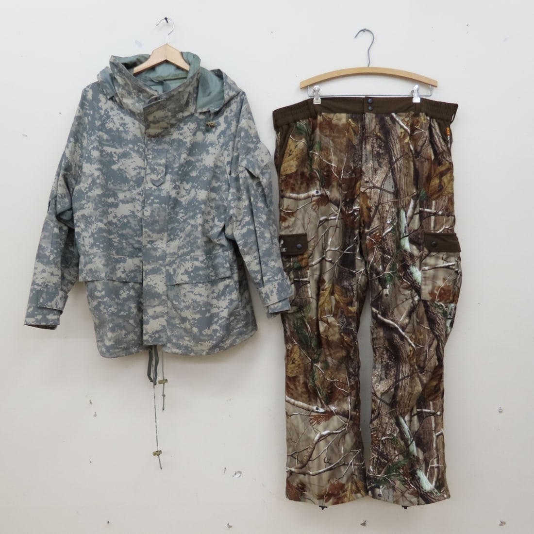 US Army Parkas, Cold Weather, Waterproof & Other - 20